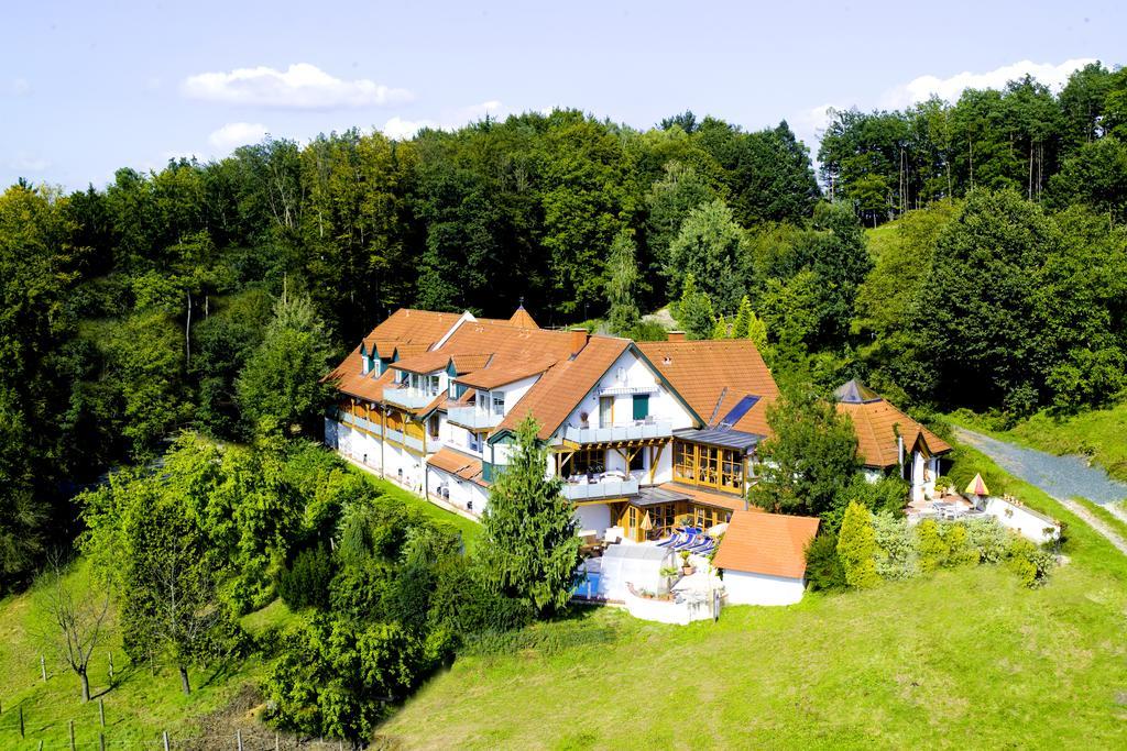 Boutique Hotel Loipenhof Fürstenfeld Eksteriør billede